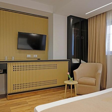 Mark Hotel Tirana Berxull Exterior photo